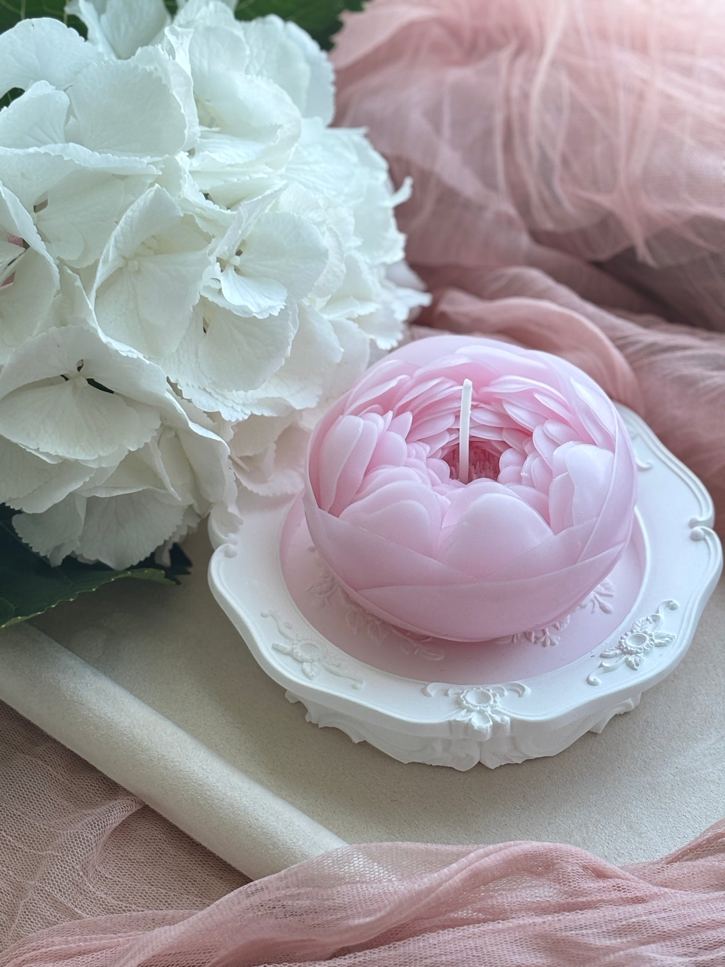 Unscented- blush pink peony candle