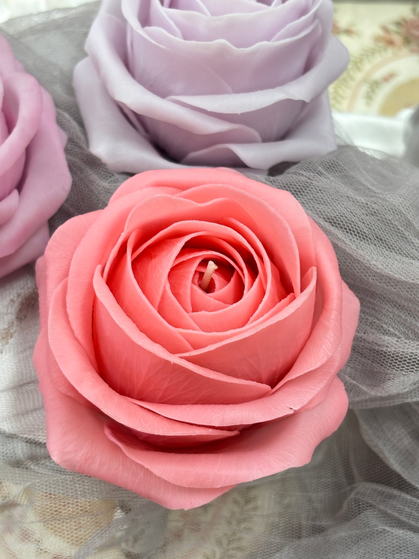 Pre-made candle - Rose candle carol, Rose scented