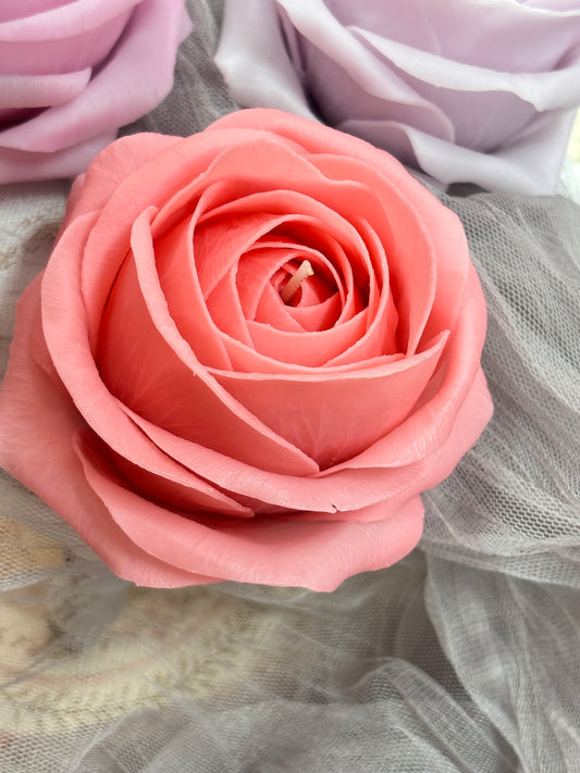Pre-made candle - Rose candle carol, Rose scented