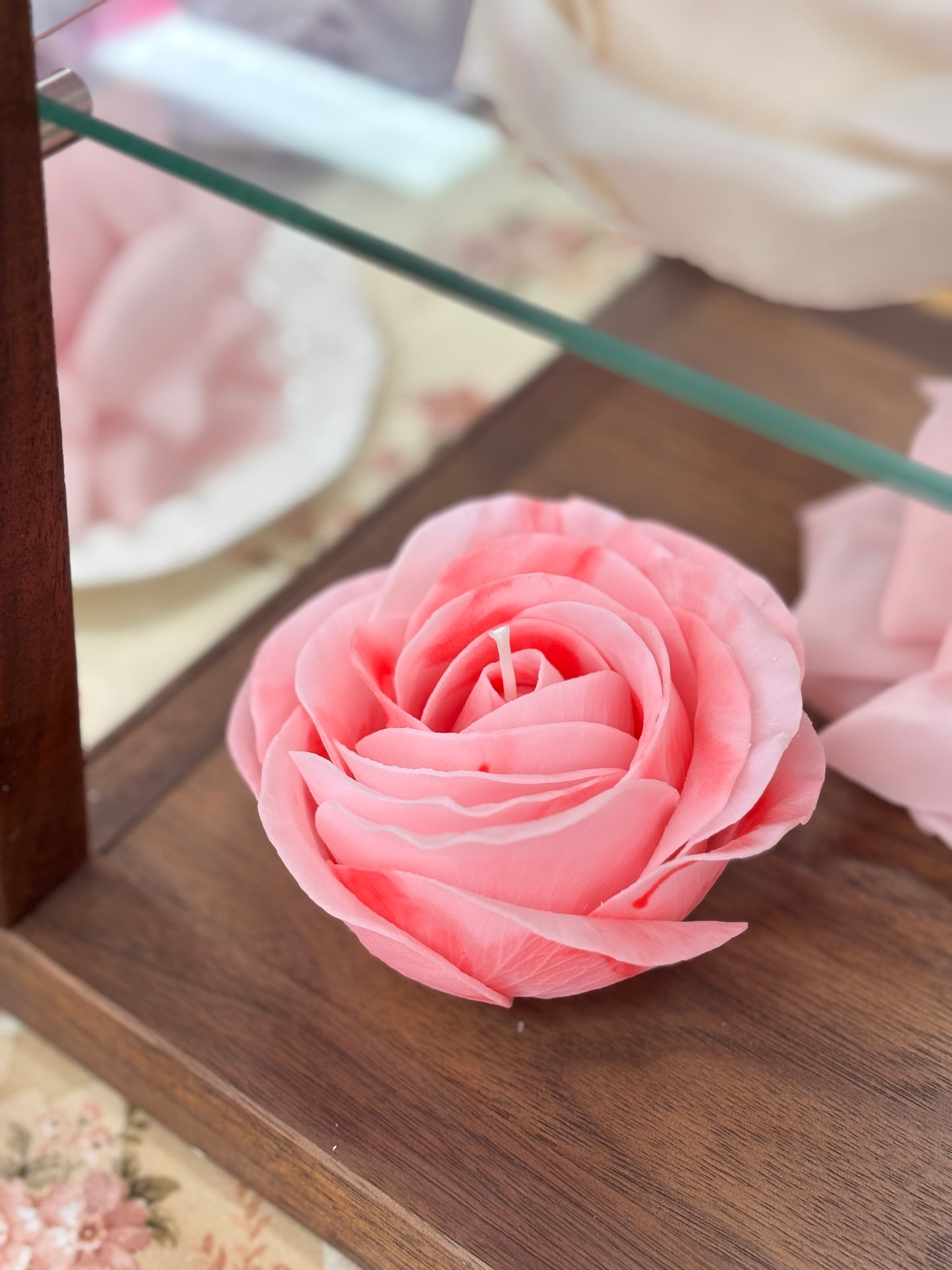 Pre-made candle - Rose candle Red ROSE scented